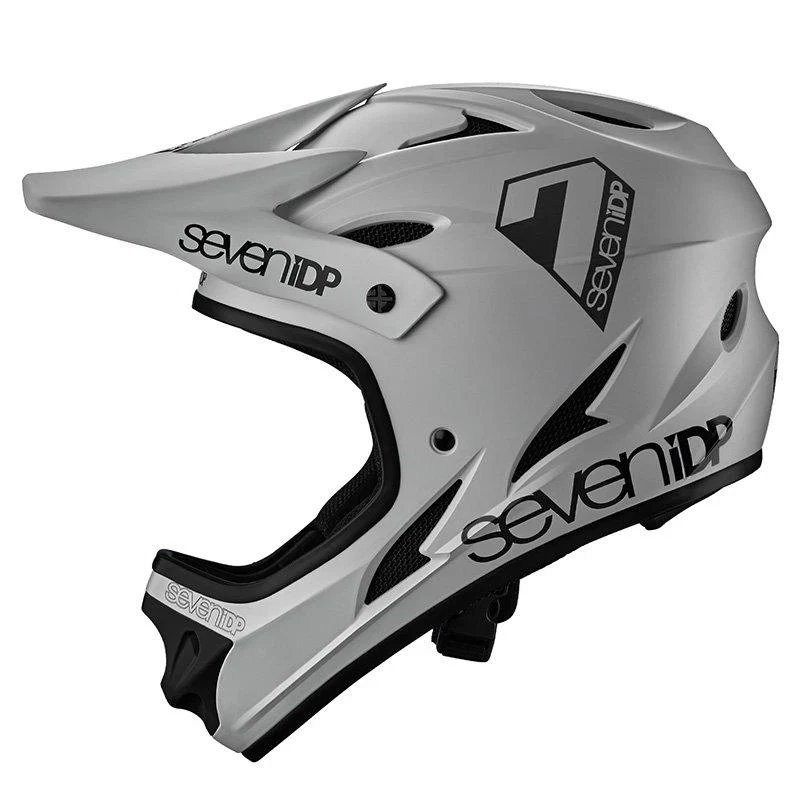 7iDP M1 Helmet - Image 4