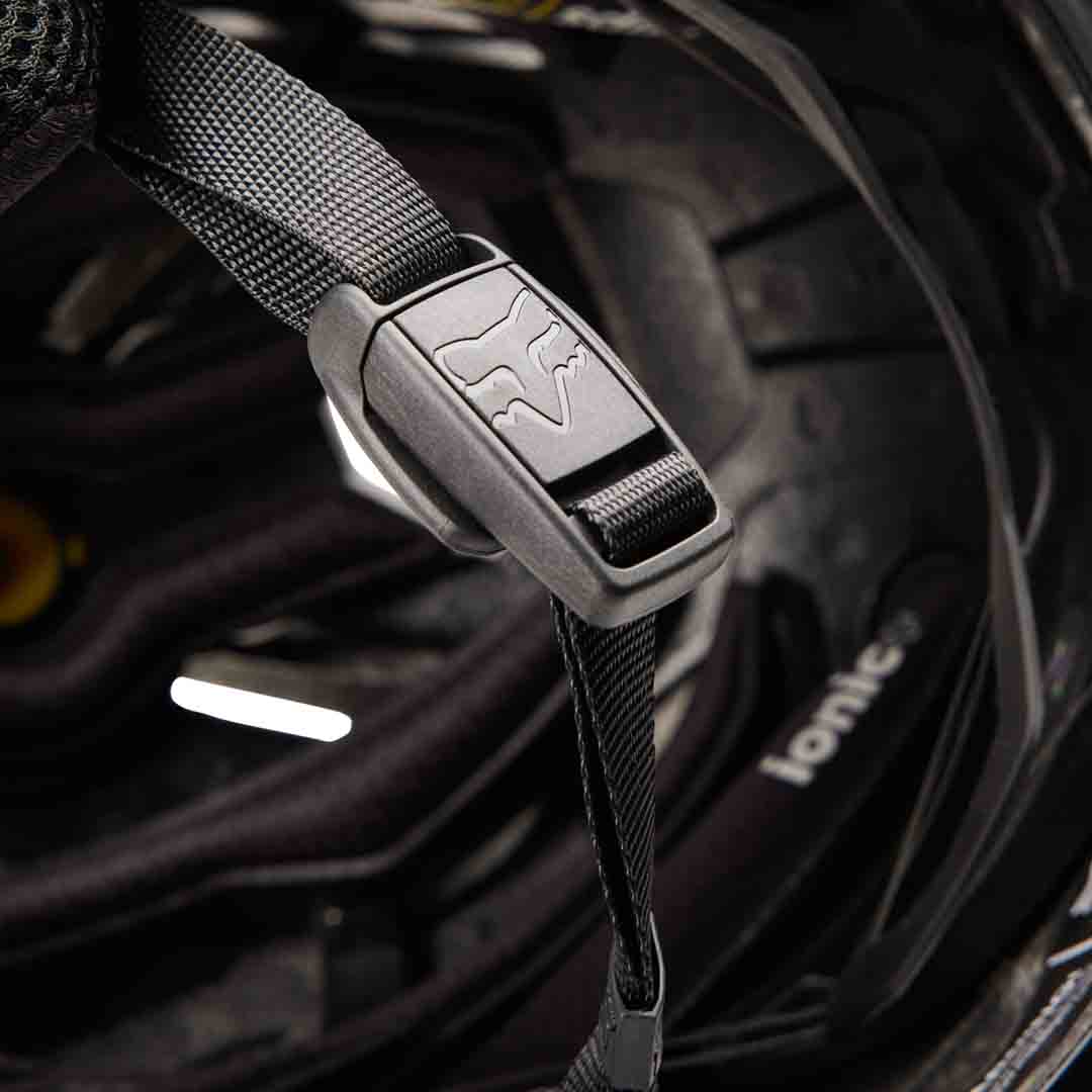 Fox Proframe RS - Helmet - Image 9