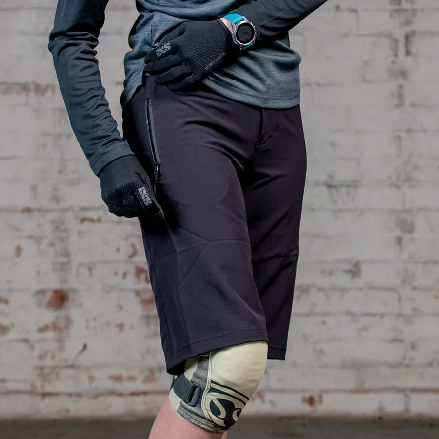 iXS Carve EVO Womens Shorts - Image 3
