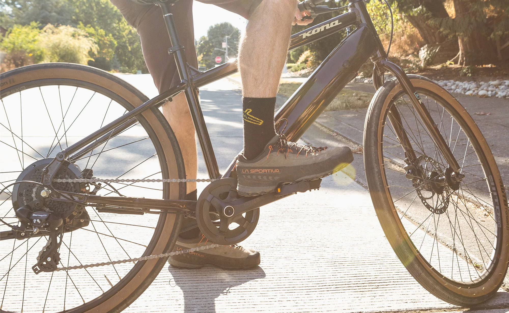 Kona Dew HD - Commuter / Cruiser eBike - Image 12