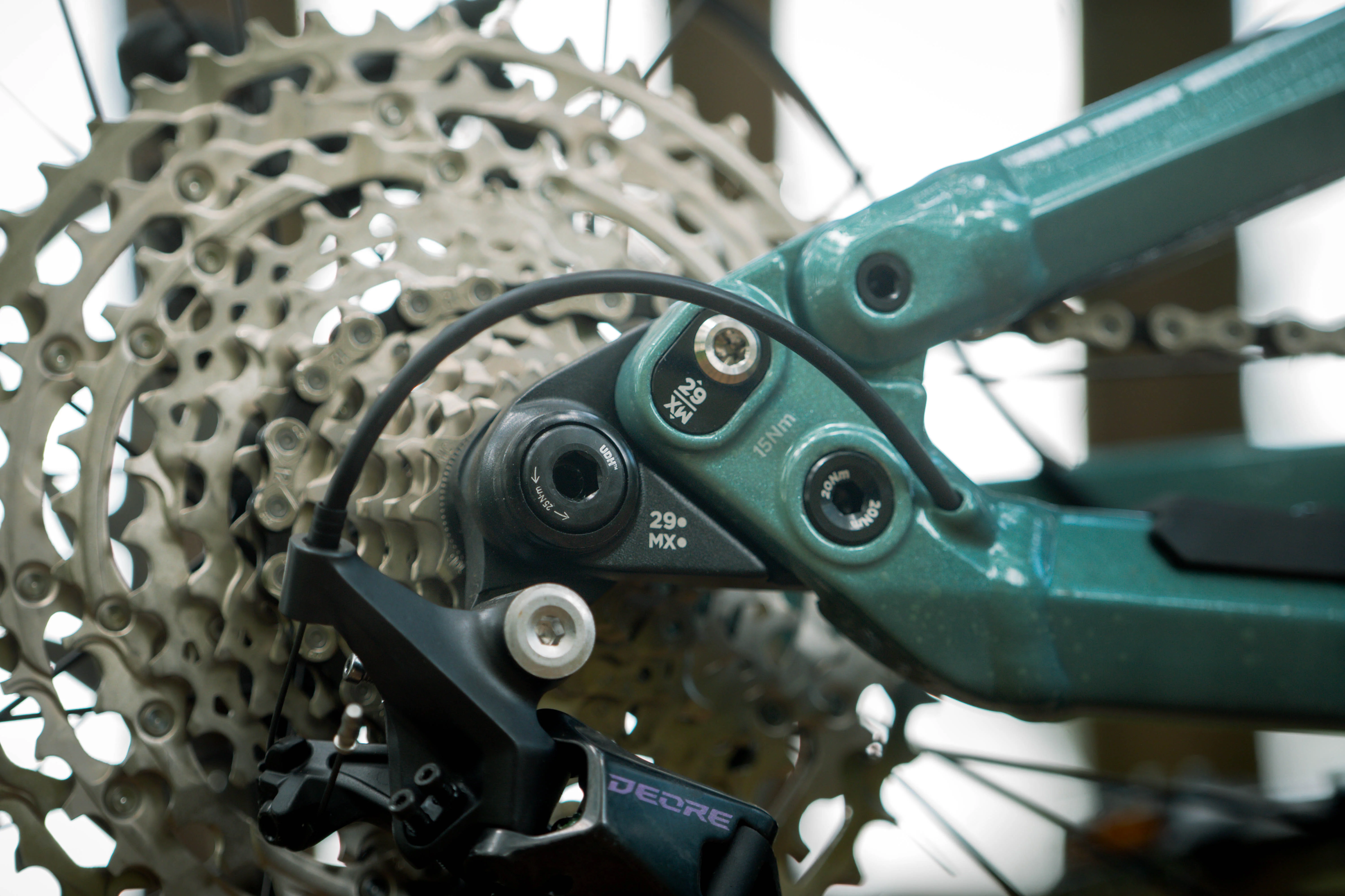 Polygon Collosus N7 - Enduro Mountain Bike - Image 7