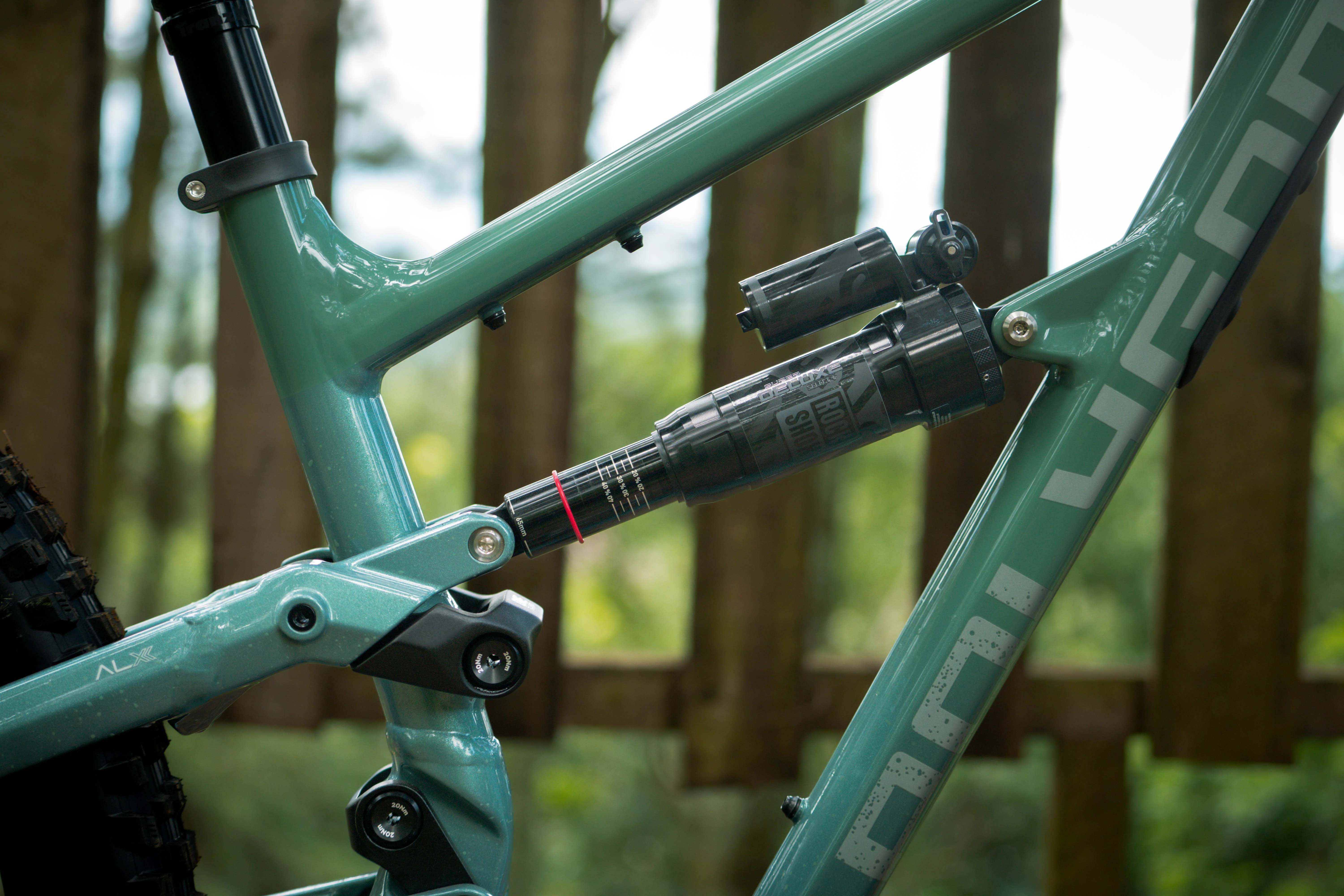 Polygon Collosus N7 - Enduro Mountain Bike - Image 8