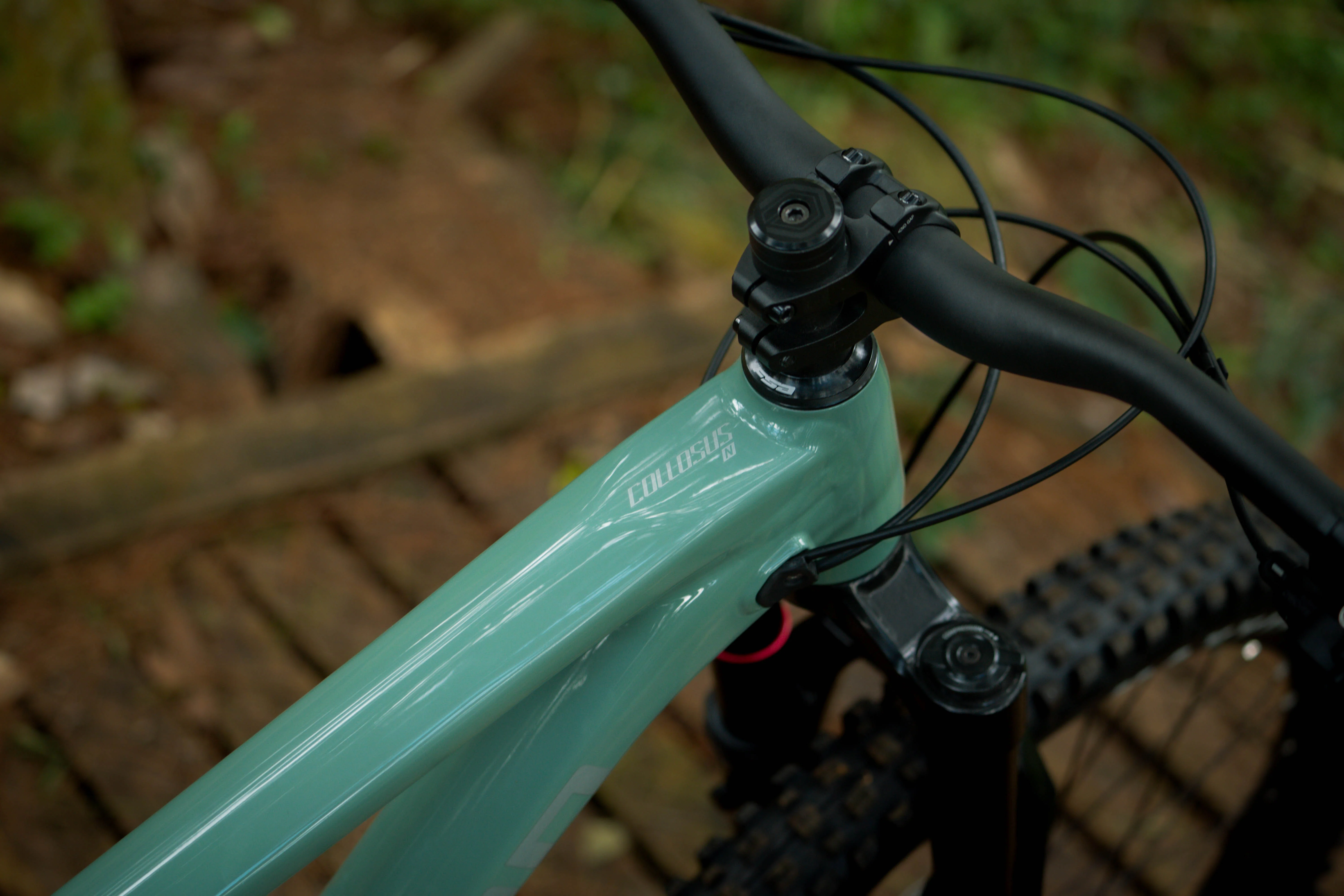 Polygon Collosus N7 - Enduro Mountain Bike - Image 9