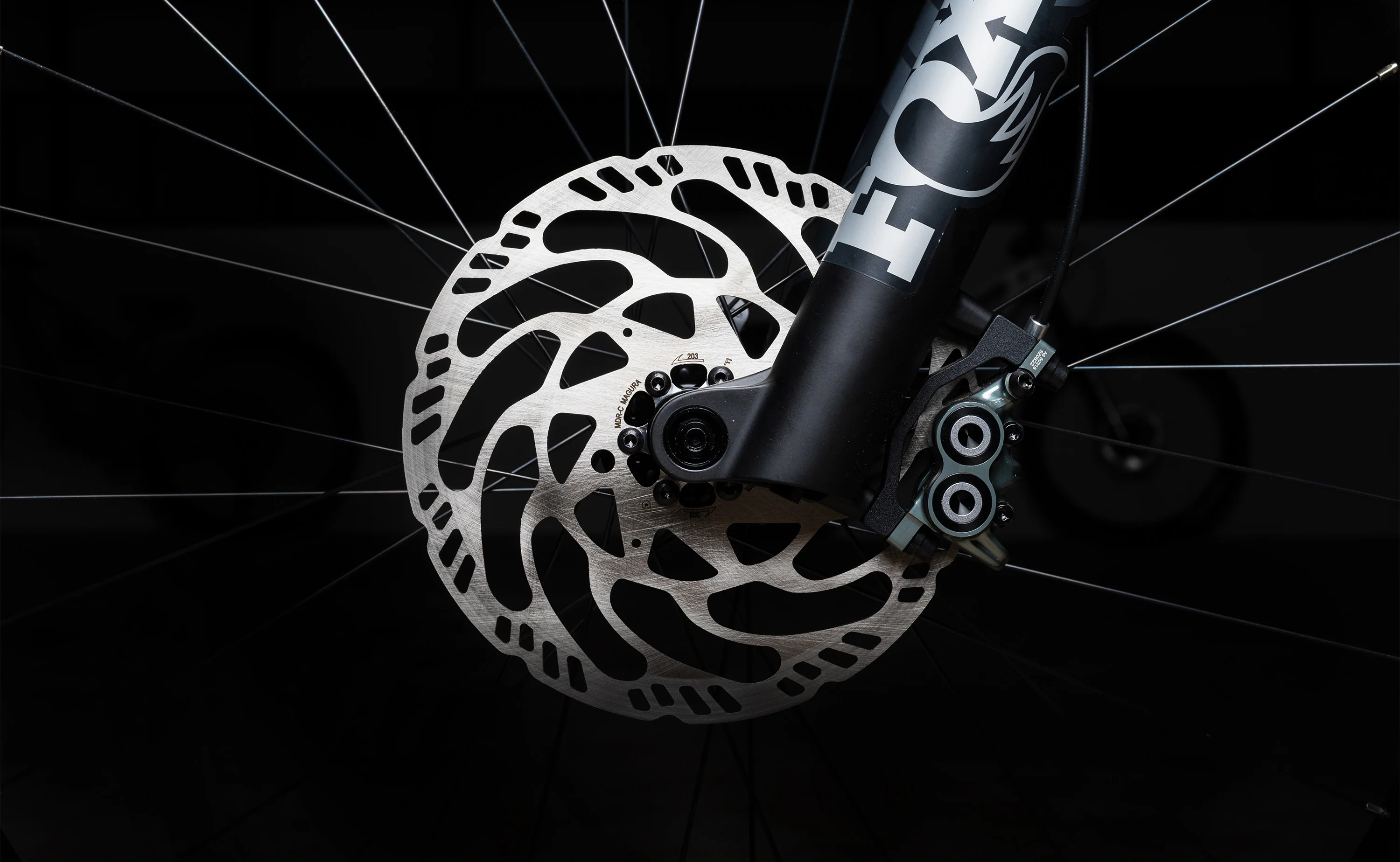 Polygon Collosus N8 Carbon - Enduro Mountain Bike - Image 19