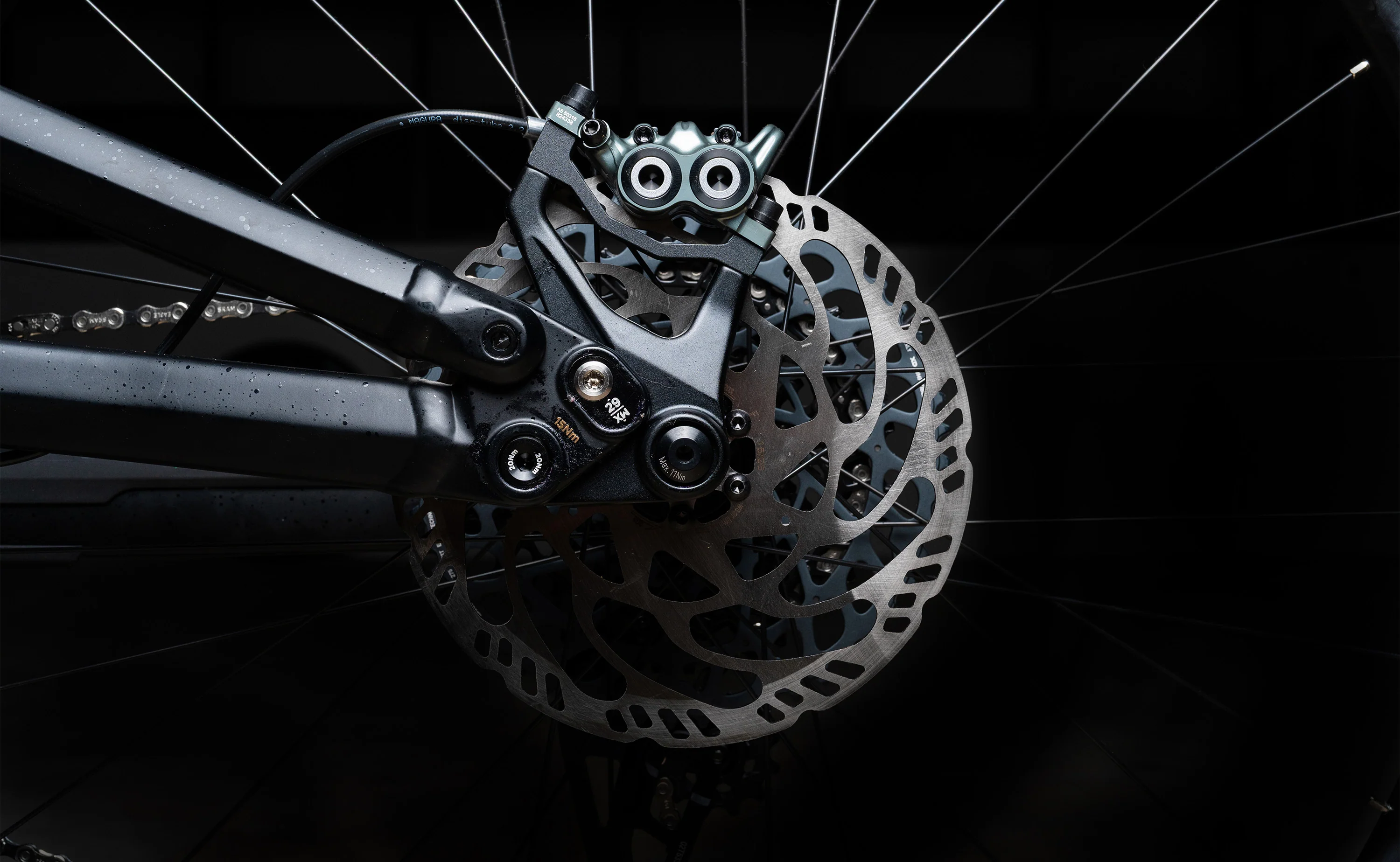 Polygon Collosus N8 Carbon - Enduro Mountain Bike - Image 20