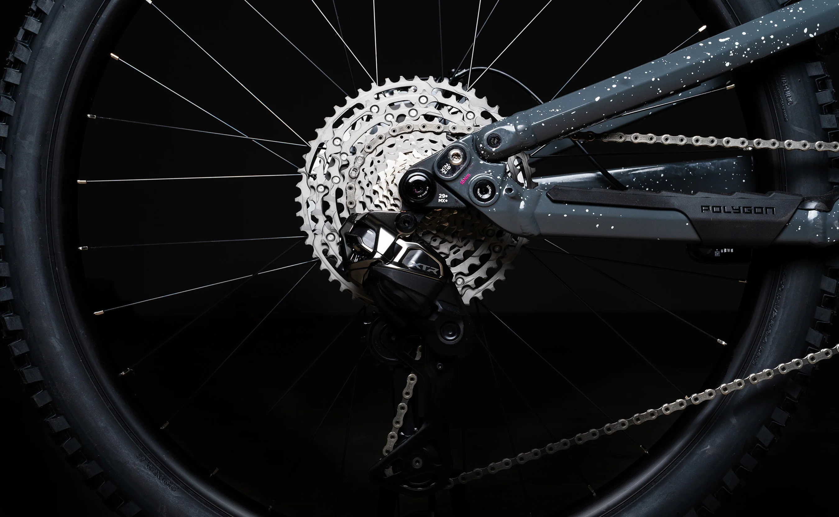 Polygon Collosus N9 Carbon - Enduro Mountain Bike - Image 10