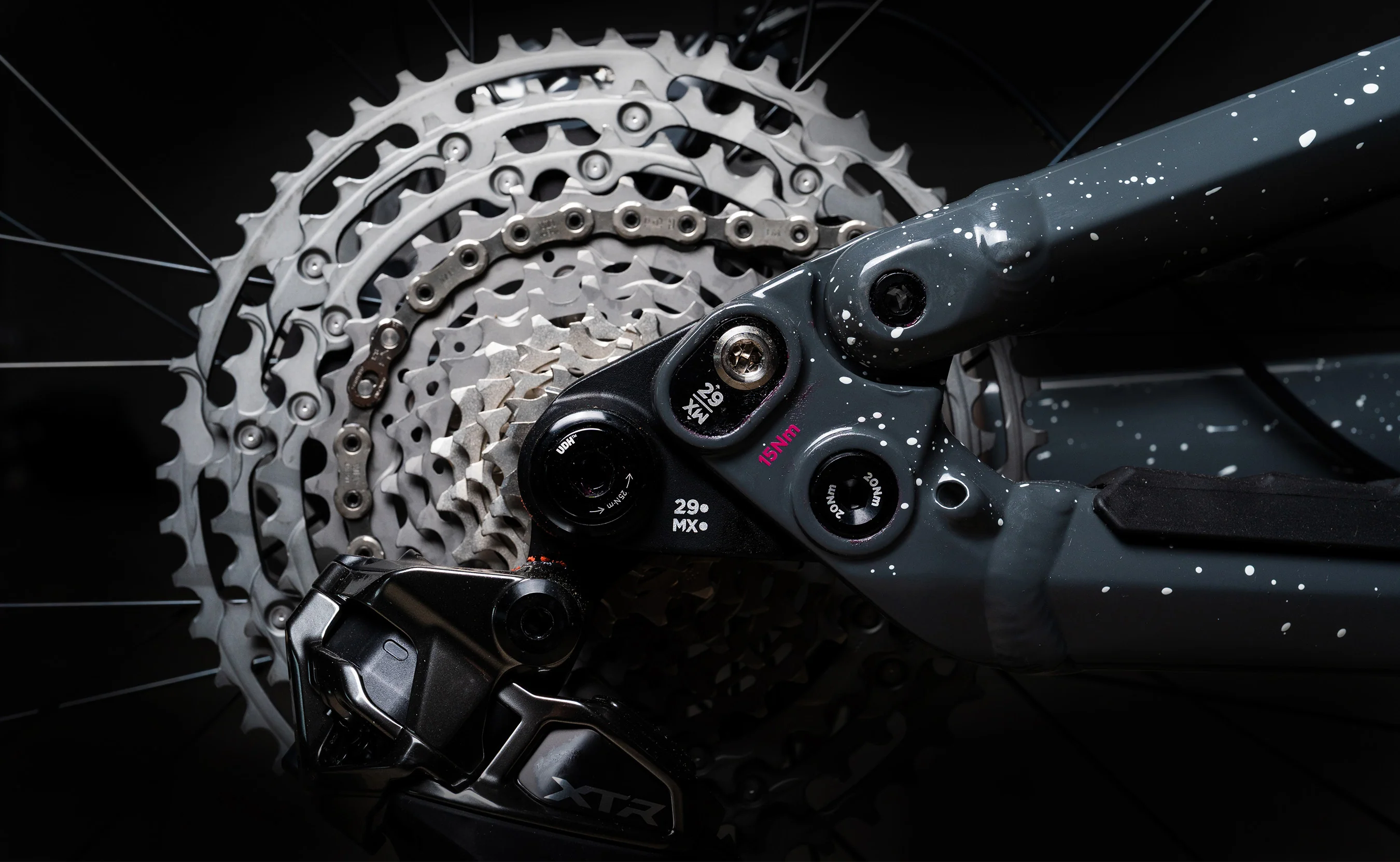 Polygon Collosus N9 Carbon - Enduro Mountain Bike - Image 19