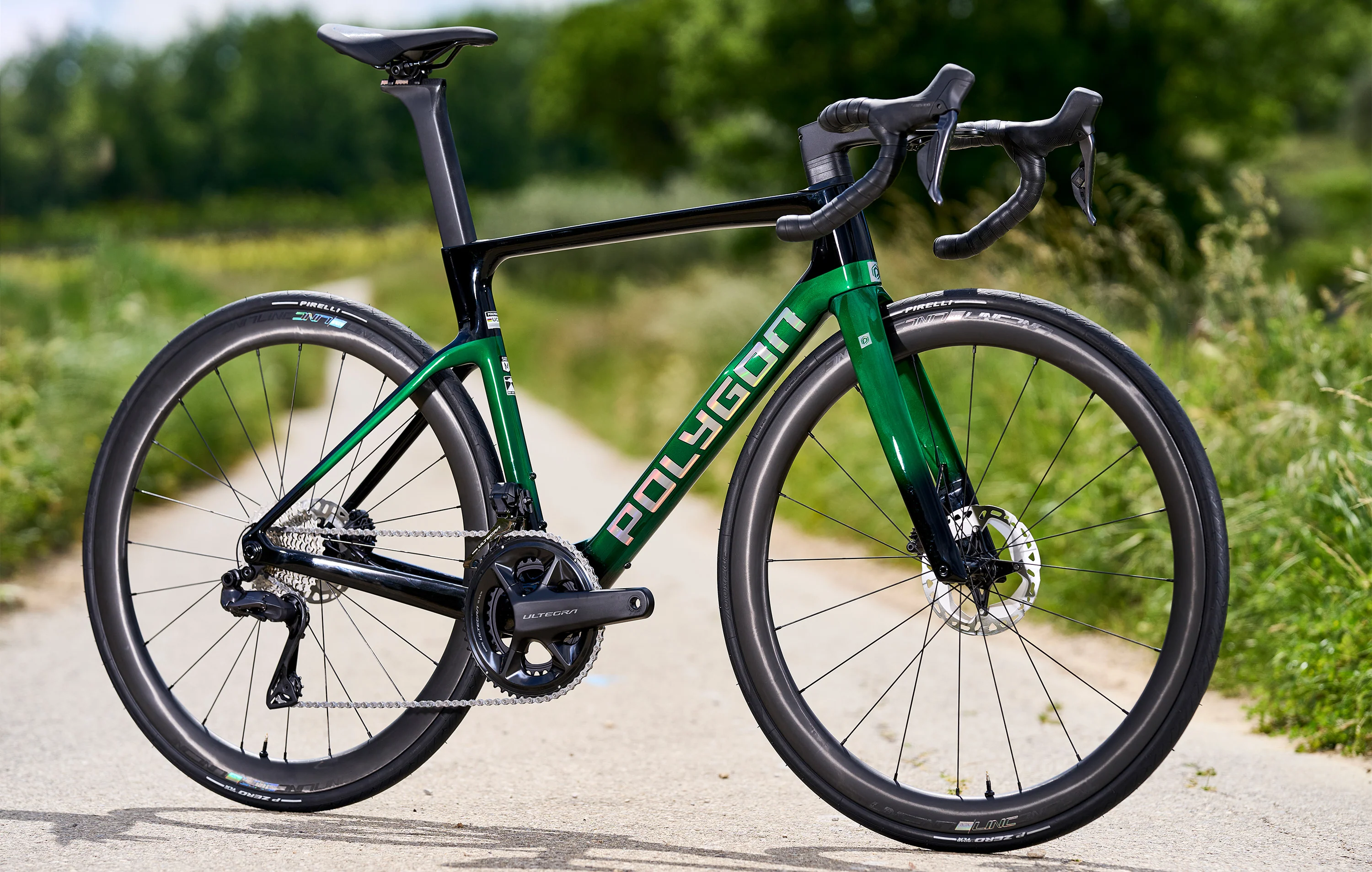 Polygon Helios A8 - Ultegra Di2 Carbon Road Bike - Image 6