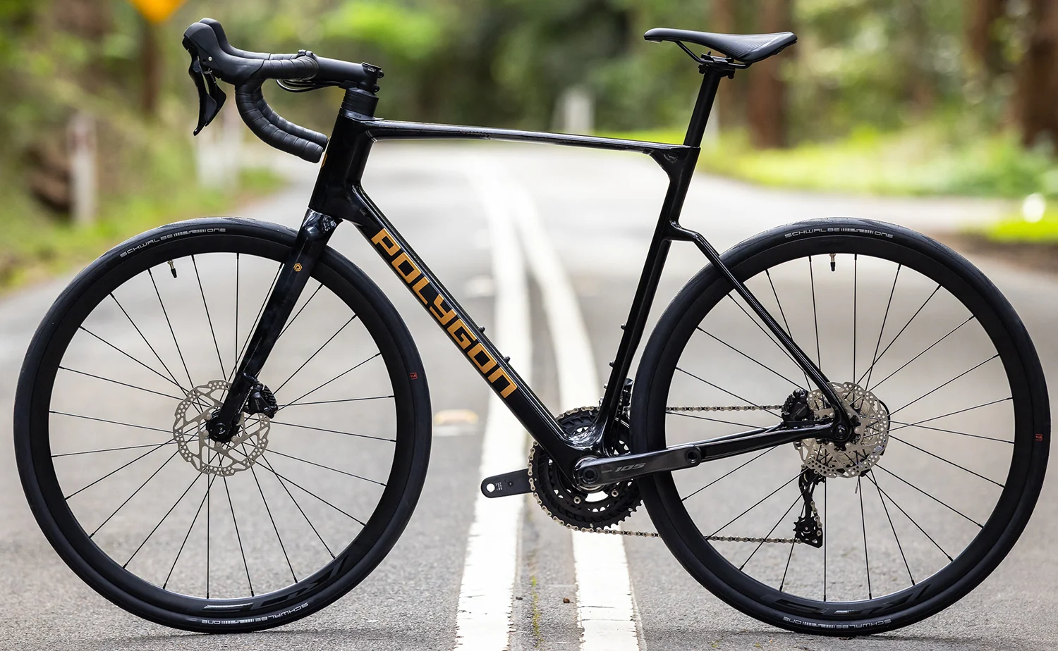 Polygon Strattos 7 - 105 Carbon Endurance Bike - Image 6