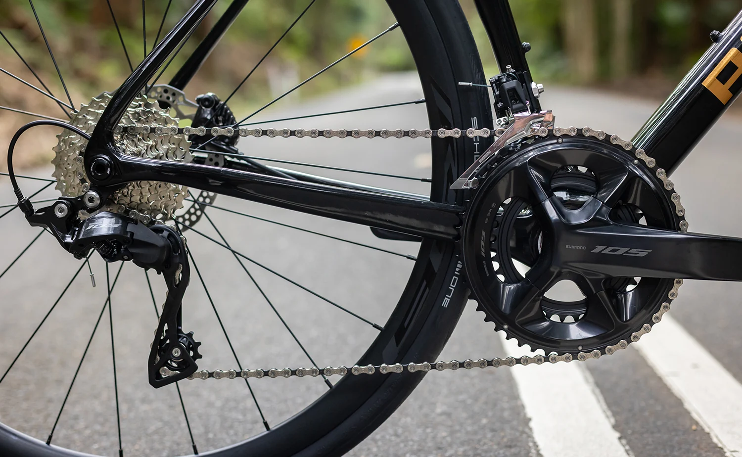 Polygon Strattos 7 - 105 Carbon Endurance Bike - Image 7