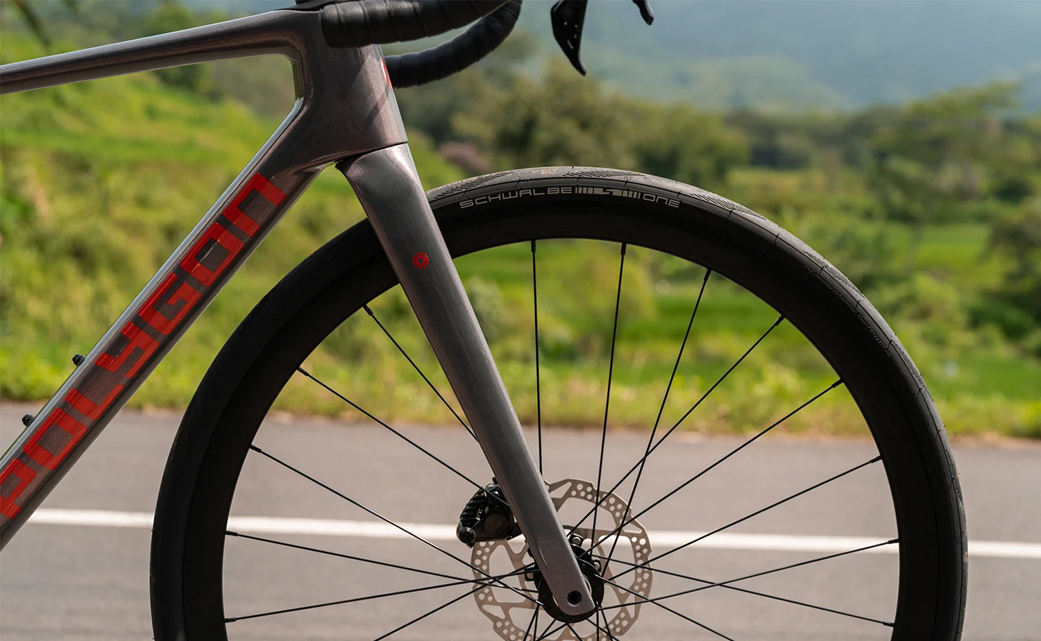 Polygon Strattos 7 - 105 Di2 Carbon Endurance Bike - Image 13