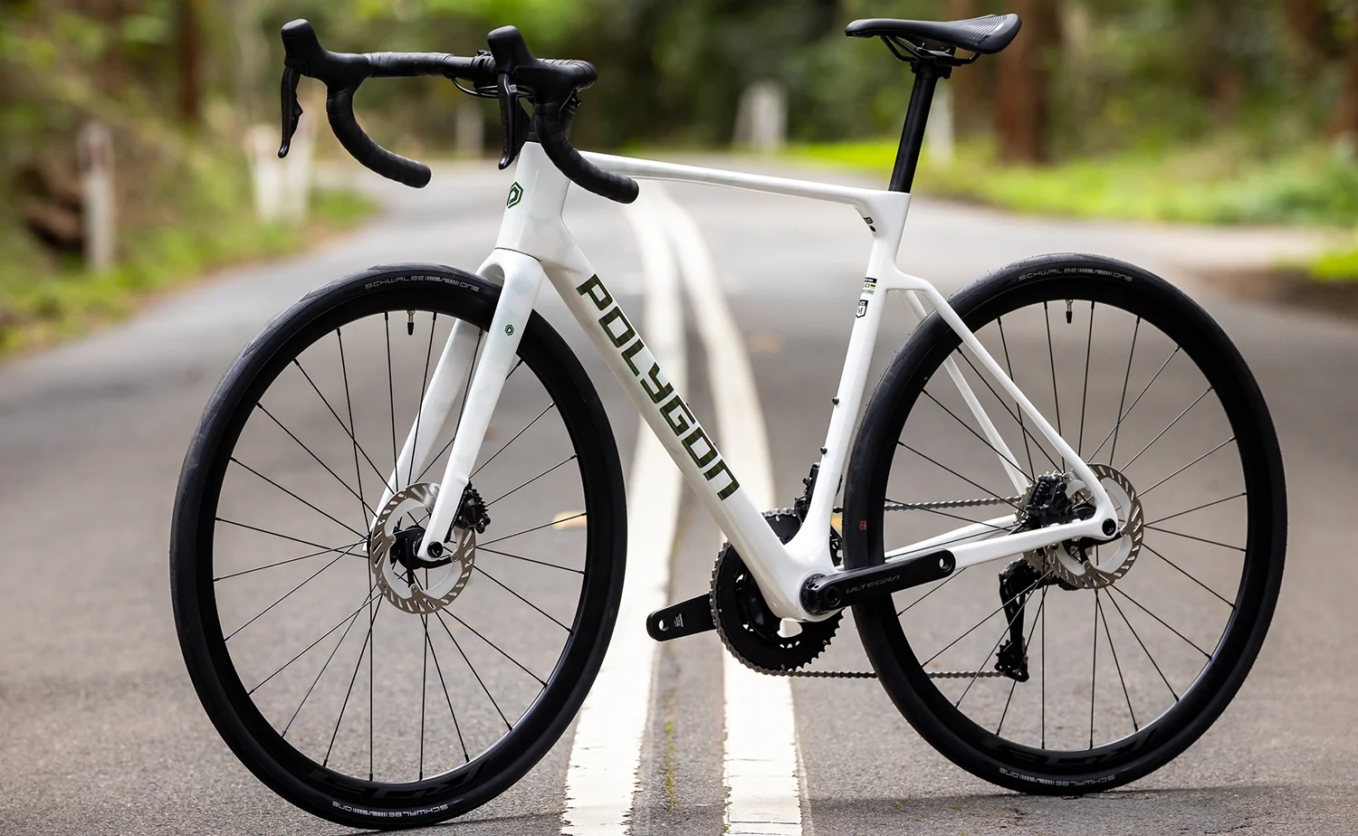 Polygon Strattos 8 - Ultegra Di2 Carbon Endurance Bike - Image 5