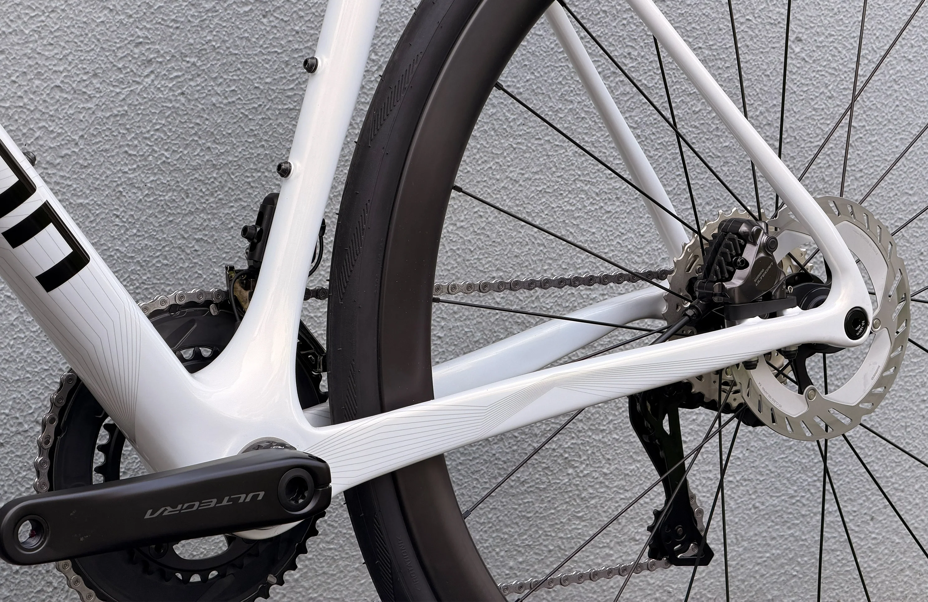 Polygon Strattos C8 - Ultegra Di2 Carbon Endurance Bike - Image 6