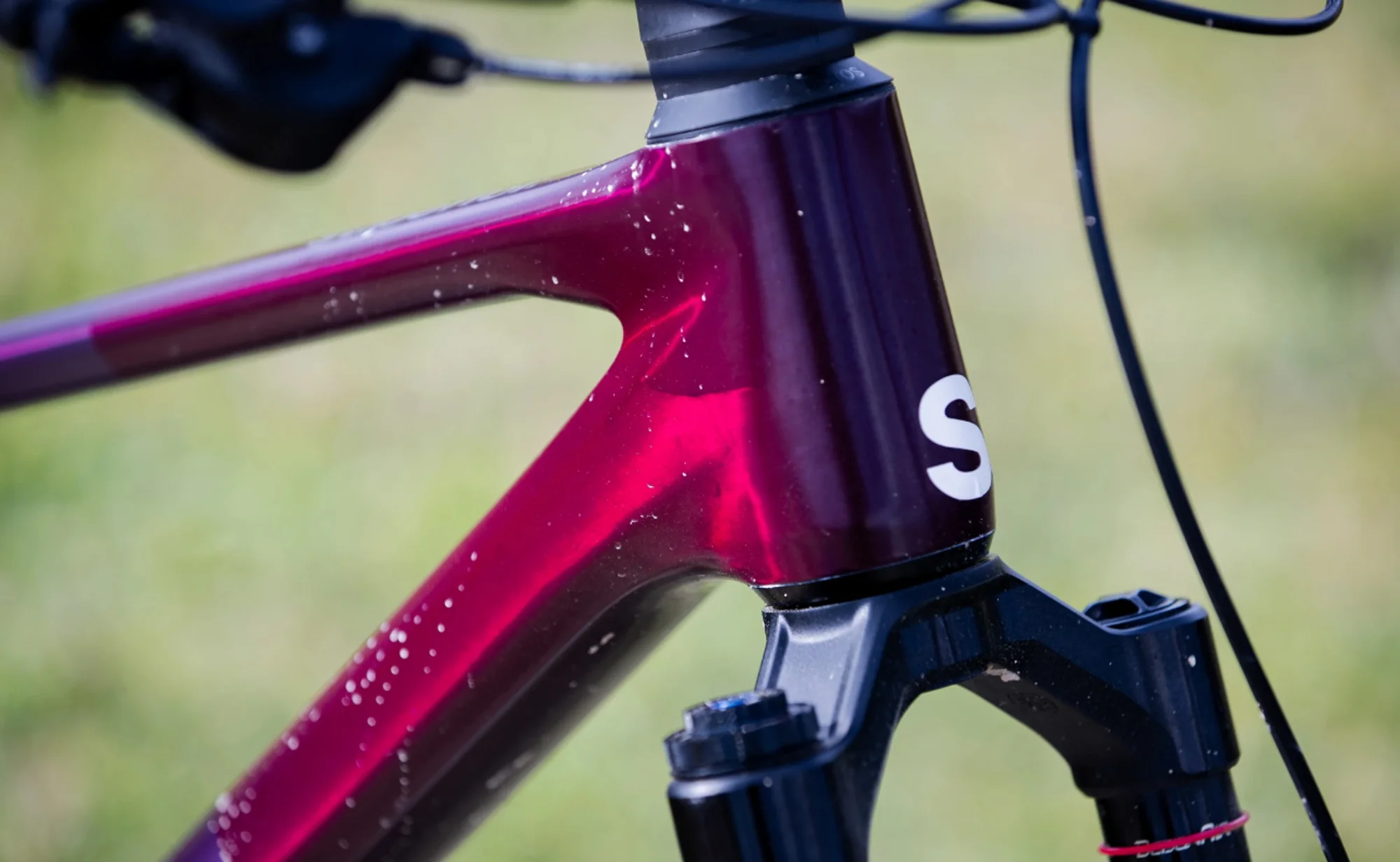 Superior XF 9.7 DC - Lightweight Carbon Trail Bike - Image 5