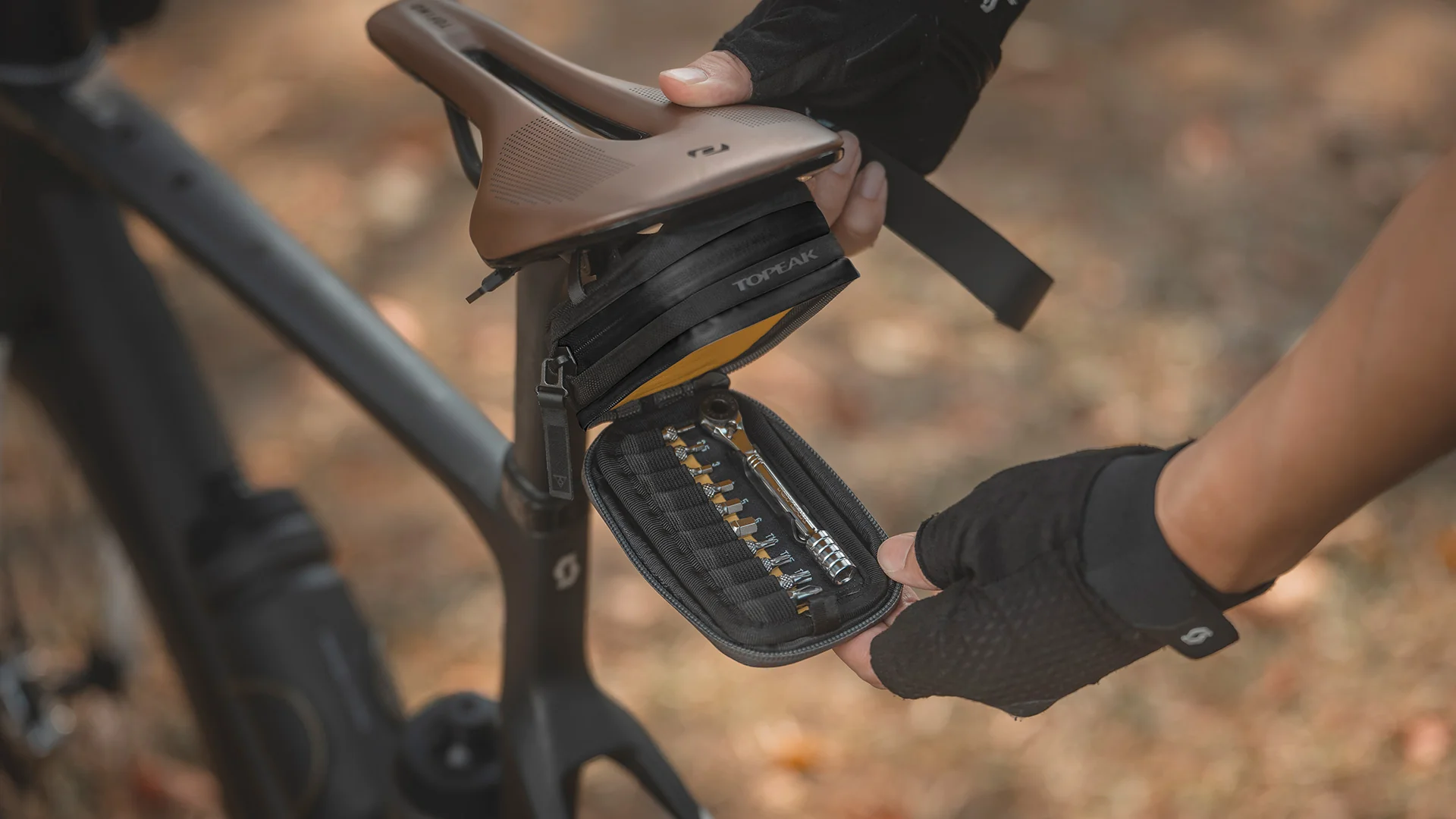 Topeak Elementa Seatbag Pro With Essential Tools - Image 6